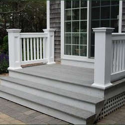 Jamestown Stairway Railing - Outdoor Grills