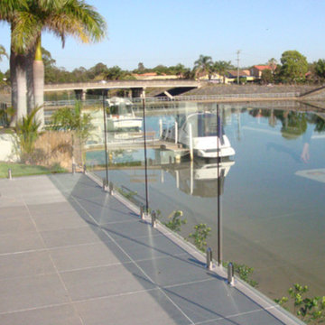 Glass Pool Fencing 1
