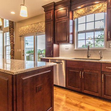 Traditional Warm Tone Kitchen Remodel