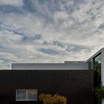 The Dynamic House
