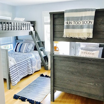 Beach house bunk room