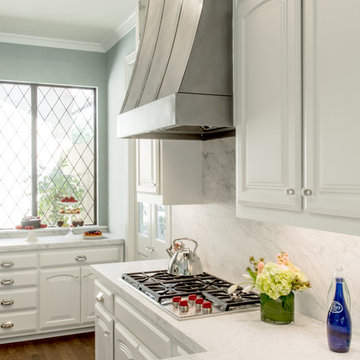 Elm Creek Whole House by CROSS