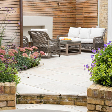 Secluded garden with Fireplace