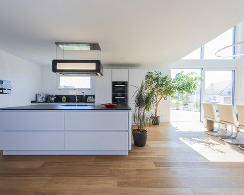 Best 25 Modern Kitchen with Granite Countertops Ideas ...
