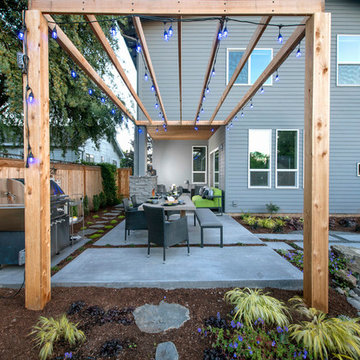 Childress - Minimalist Garden