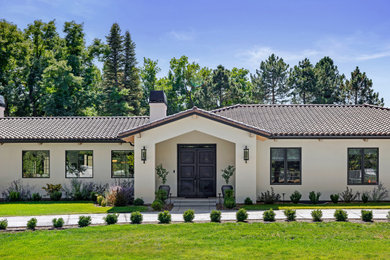 Example of a tuscan exterior home design