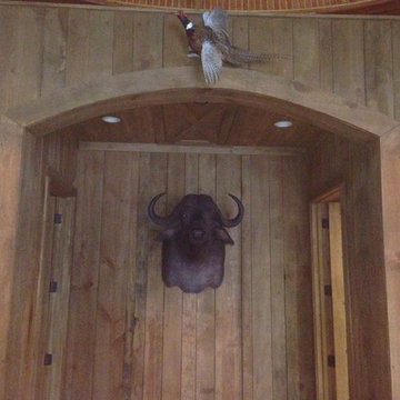 White House Plantation Barn