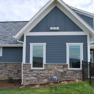 Contemporary Farmhouse Side Exterior