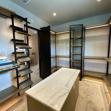New Braunfels, Texas Walk in Closet Project