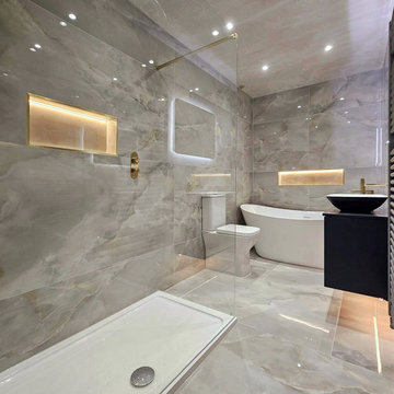 Bathroom - Onyx Azul