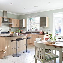 Houzz Tour: From Bachelor Pad to Family Home in England