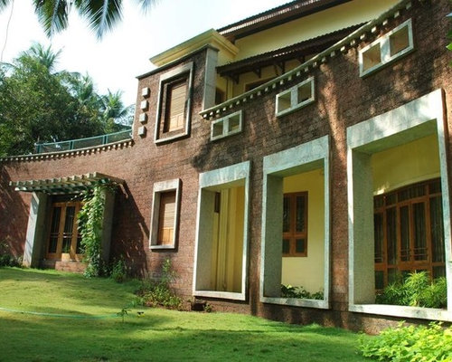 Rote Kolonialstil Häuser Ideen, Design & Bilder | Houzz