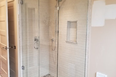 Example of a classic bathroom design in Other