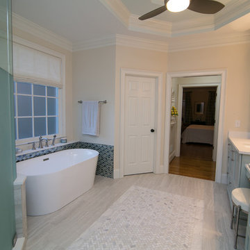 A serene spa masterbathroom