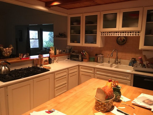 Updating 1960 S Kitchen To Stay True House Style I M Also Thinking Of Painting The Island A Contrasting Color Any Ideas Are Appreciated