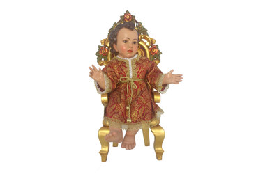 Niño Jesús sentado en sillón