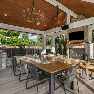 PAVILION WITH OUTDOOR KITCHEN AND OUTDOOR LIVING ROOM IN ROMERO