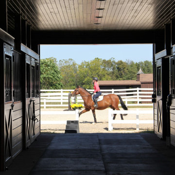 Bennett Horse Barn