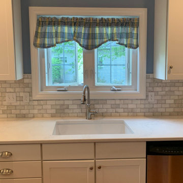 Countertop Swap & Coordinating Backsplash!