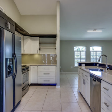 Contemporary Two-Tone Kitchen Remodel
