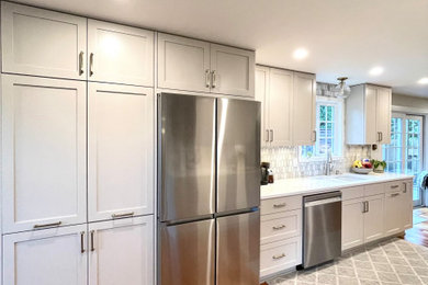 Transitional kitchen photo in Portland