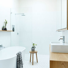 Kids' bath