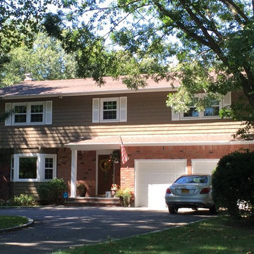Dix Hills Siding - Canyon Drift Shakes with Square Columns