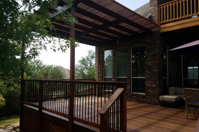 Minimalist deck photo in Austin