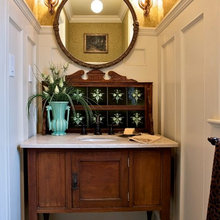 Craftsman Bathrooms