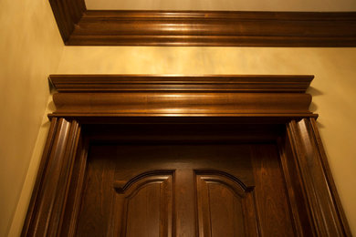 Inspiration for a hallway remodel in Calgary