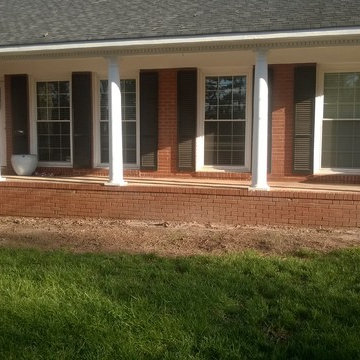 Front Yard Landscaping with Retaining Wall