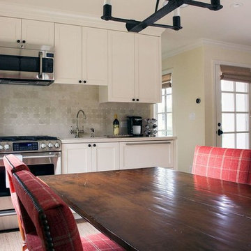 Woodside Guest Cottage - Great Room