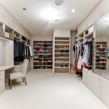 Tribeca Walk-In Closet