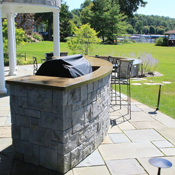 Inland Lake House - Outdoor Grills
