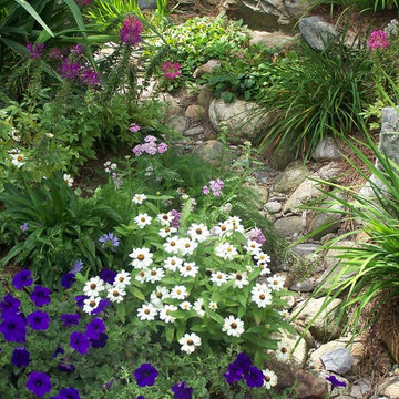 Crescent Court Landscape and Water Feature/Pond Project