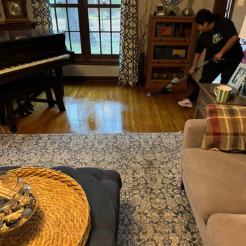 Lalis Cleaning Service LLC