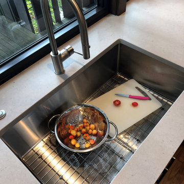 Mixed Material Kitchen Plus