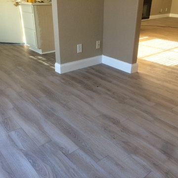 Delaware Bay Driftwood 10 mm laminate with attached underlayment