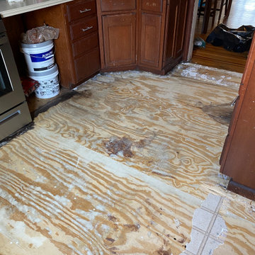 Cheltenham Kitchen Tile Floor