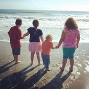 Kari Taylor's photo