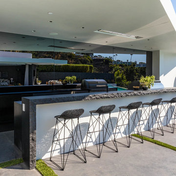 Beverly Hills Bachelor Pad