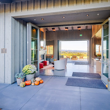 AG Bi-Folds Create an Indoor-Outdoor Tasting Experience at Robert Young Winery