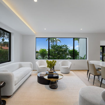 Contemporary Home - 12