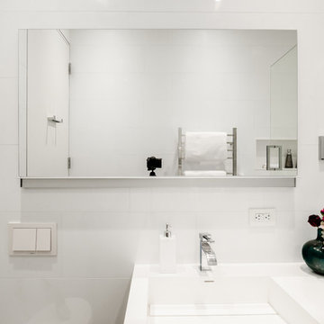 Modern Guest Bathroom