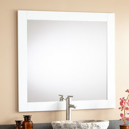 Quen Vanity Mirror-White - Products
