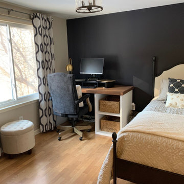 Office / Guest Room Rochester Hills, Michigan
