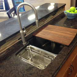 Kitchen & Bath - Kitchen Sinks