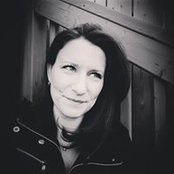 Catherine Bond's photo