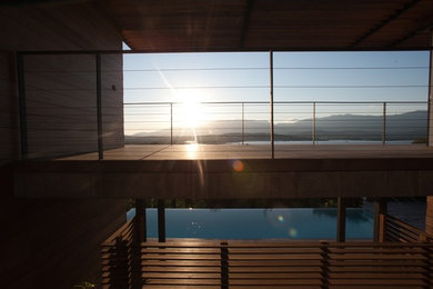 Cette photo montre une terrasse tendance.