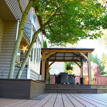 South Rose Hill Contemporary Deck
